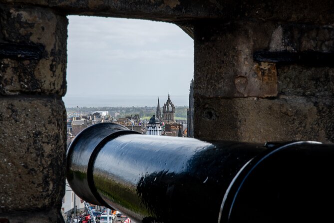 Edinburgh Castle: Guided Walking Tour With Entry Ticket - The Stone of Destiny