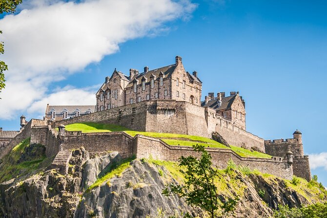 Edinburgh Castle: Highlights Tour With Fast-Track Entry - Meeting and Pickup Information