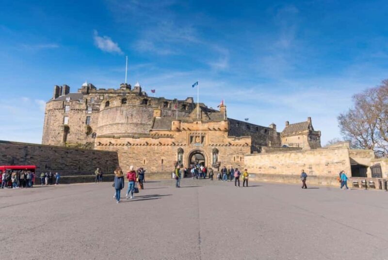 Edinburgh: Castle, Royal Mile, St Giles and Greyfriars tour - Authentic Insights from Reviewers