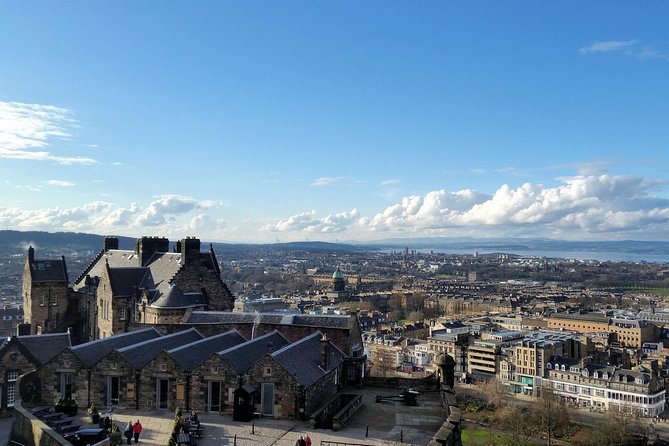 Edinburgh Castle Tour: Guided Tour in English - Tour Overview