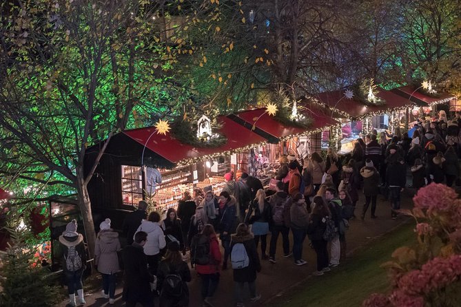 Edinburgh Christmas Tour, Highlights & Hidden Gems With a Local - The Sum Up
