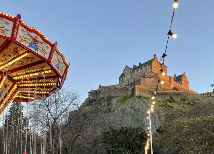 Edinburgh: Christmas Walking Tour With Gingerbread Treat - Activity Details