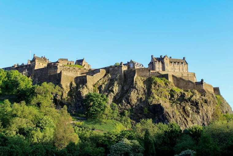 Edinburgh: City Highlights Walking Tour - FAQs