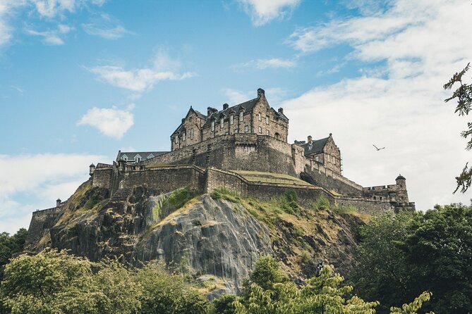 Edinburgh City Tour - Selecting Date and Travelers