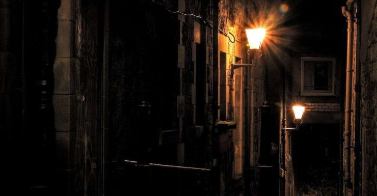 Edinburgh: Dark History Royal Mile Walking Tour - Booking and Cancellation Policy