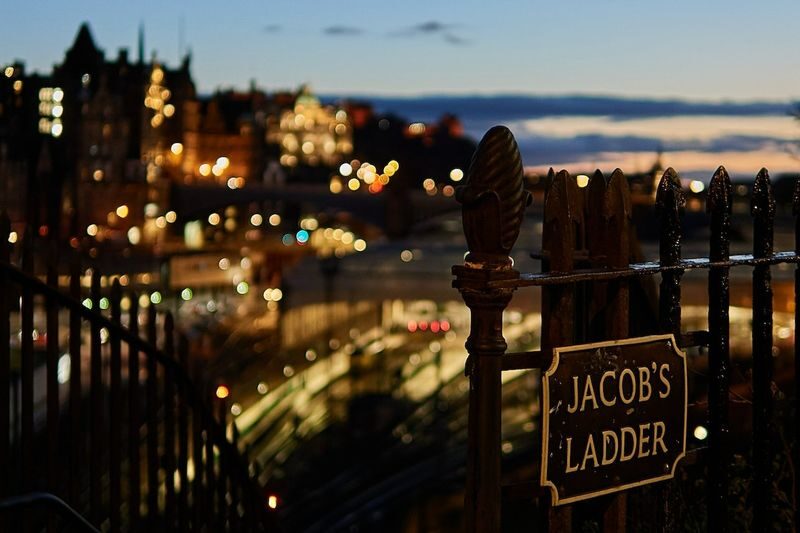 Edinburgh Dark Secrets of the Old Town Ghost Walking Tour - Views, stories, and the group experience