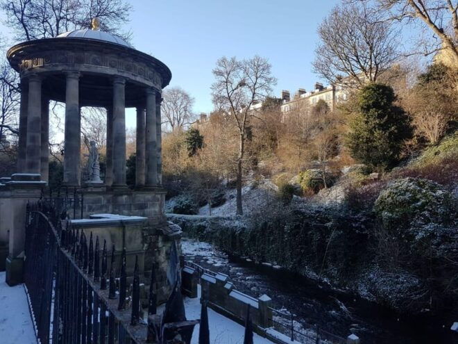 Edinburgh: Dean Village and Circus Lane Walking Tour - Attire Recommendations