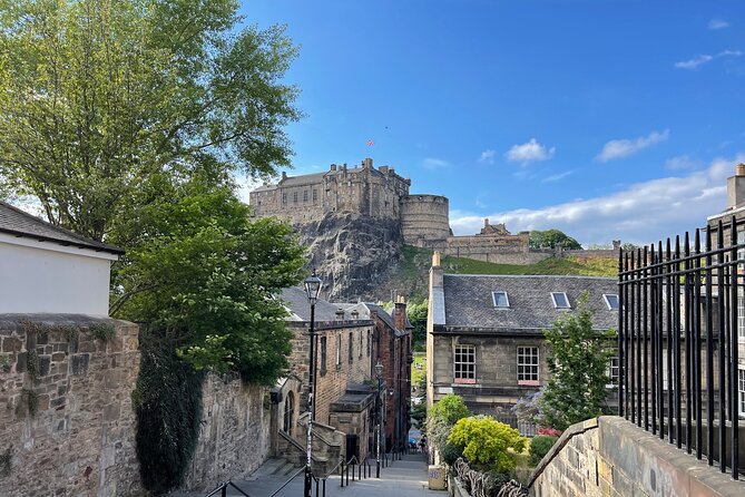 Edinburgh Experience By Car - Exploring the Royal Mile
