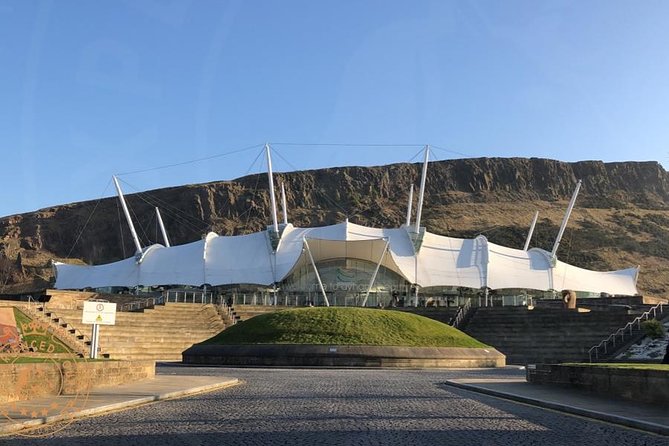 Edinburgh Full-Day Guided Private Tour in a Premium Minivan - Itinerary Highlights