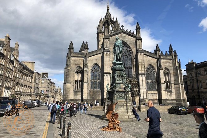 Edinburgh Full-Day Guided Private Tour in a Premium Minivan - Traveler Feedback and Reviews
