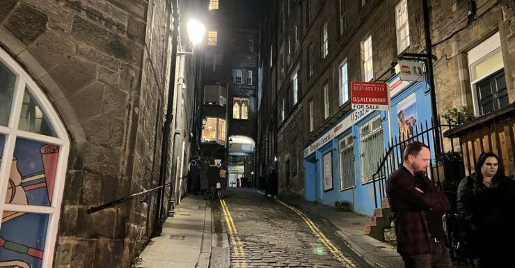 Edinburgh: Ghost and Dark Side of the City Walking Tour - Good To Know
