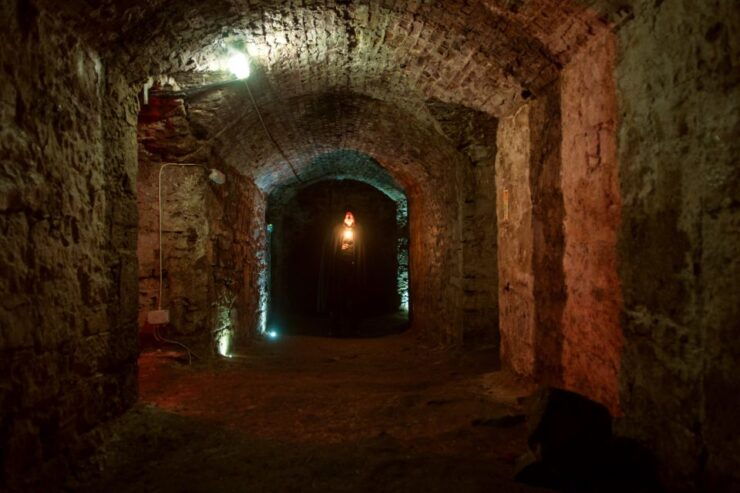 Edinburgh: Ghostly Underground Vaults Small-Group Tour - Tour Details