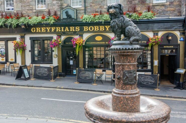 Edinburgh: Gothic Old Town Exploration Game - Experience Highlights