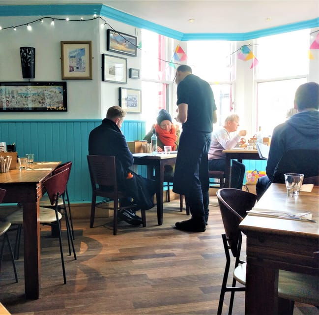 Edinburgh: Guided City Tour With Lunch - Accessibility and Language