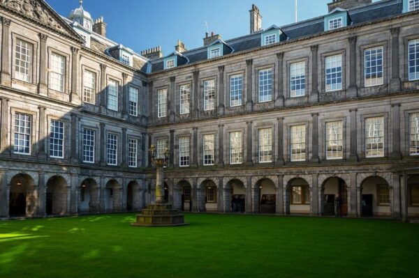 Edinburgh: Harry Potter Tour & Palace of Holyrood Entry - Palace of Holyroodhouse Entry