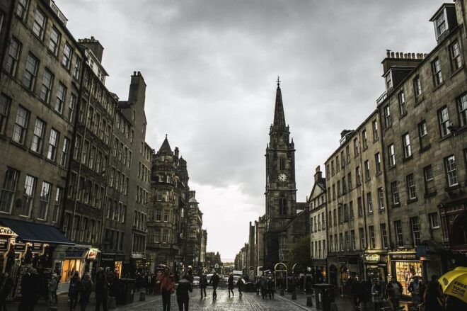 Edinburgh: Harry Potter Walking Tour With Dungeon Entry - Main Attraction
