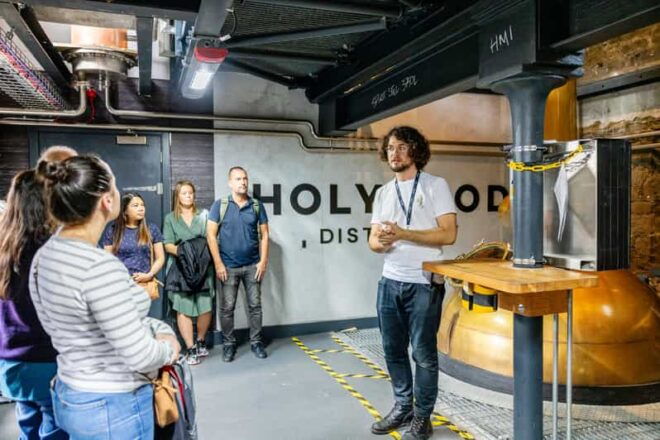 Edinburgh: Holyrood Distillery Whisky & Gin Tour - Customer Reviews and Ratings