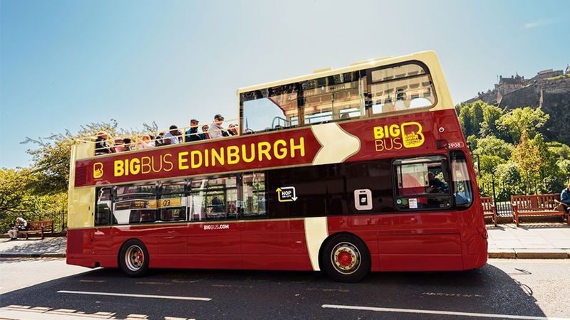 Edinburgh hop-on hop-off bus by Big Bus - What to know before you board