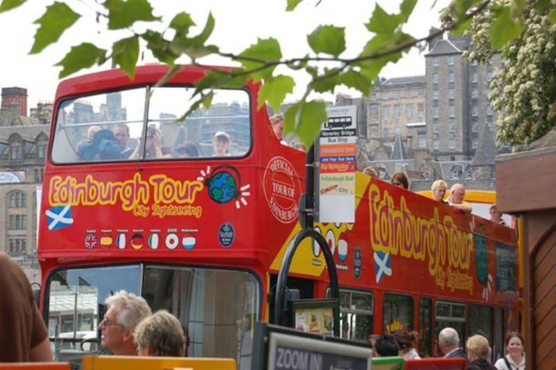 Edinburgh Hop-On Hop-Off Bus Tour - A first ride through Edinburgh’s main sights