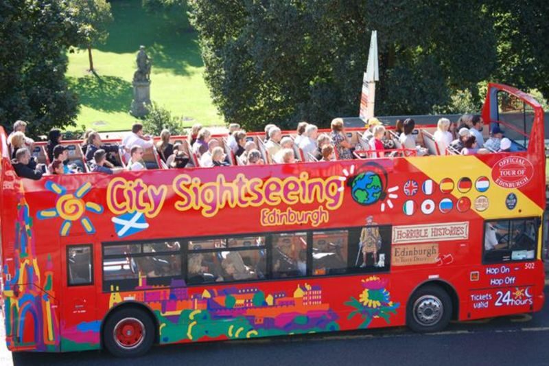 Edinburgh Hop-On Hop-Off Bus Tour - Making the stops work for you