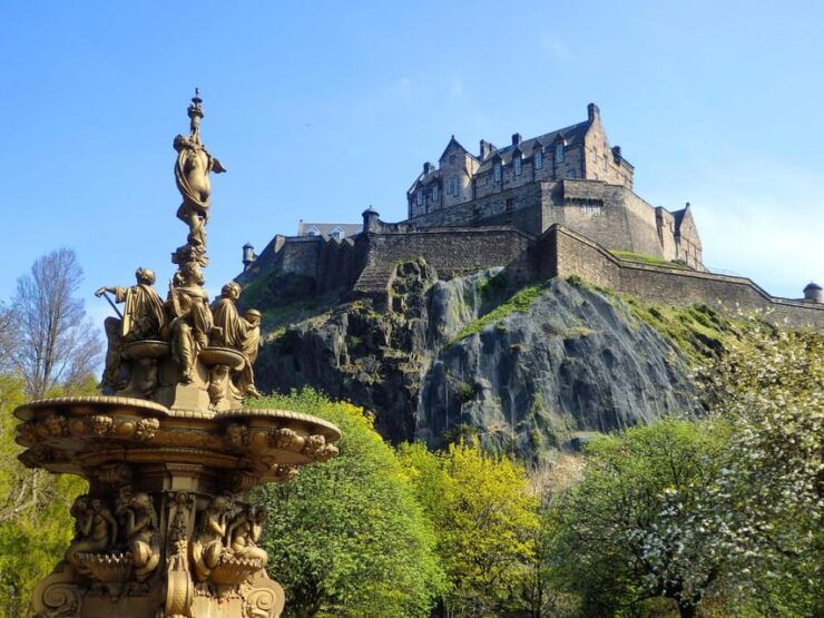 Edinburgh: Insta-Perfect Walk With a Local - Good To Know