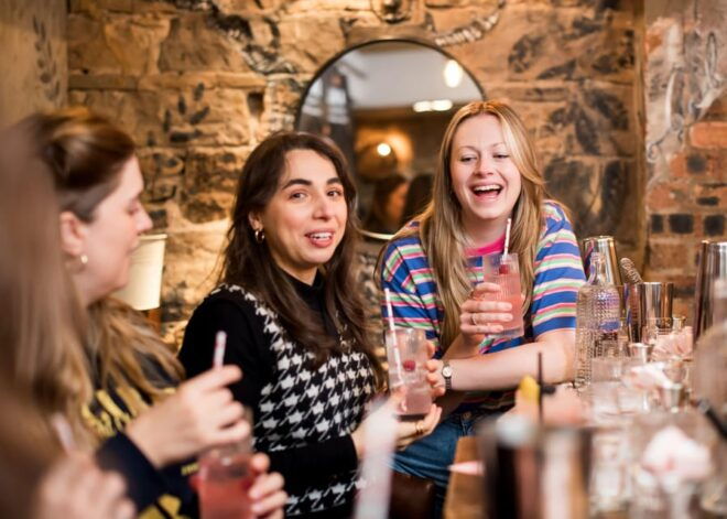 Edinburgh: Love Gin Cocktail Masterclass - Cocktail Preparation