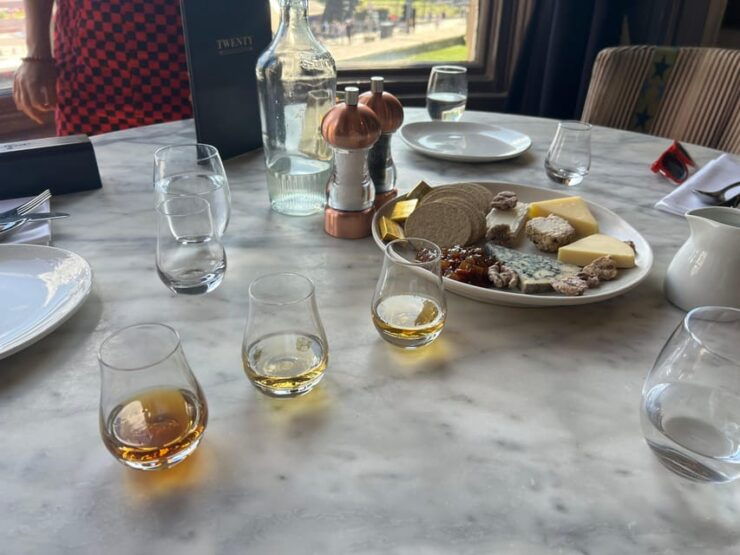 Edinburgh: Luxury Scottish Food, Wine & Whisky Tasting Tour - Experience Highlights