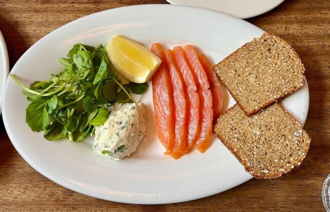 Edinburgh: Luxury Scottish Food, Wine & Whisky Tasting Tour - Indulgent Tasting Experience