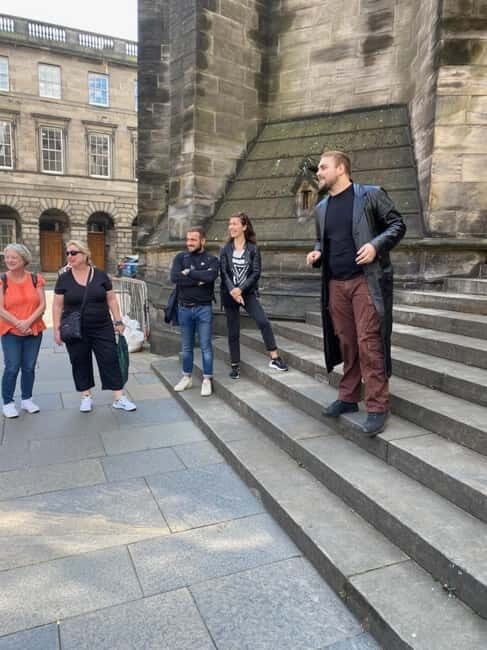 Edinburgh: Monsters of The Royal Mile - A Dark History Tour - Why This Tour Works