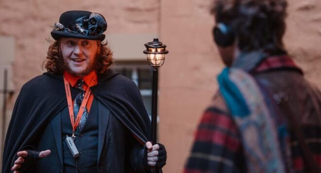 Edinburgh: Old Town Ghost Walking Tour - Experience Highlights