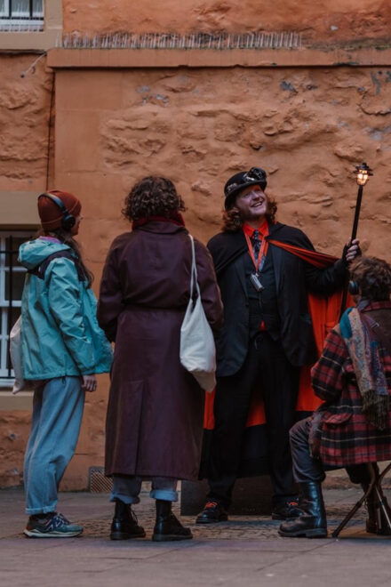 Edinburgh: Old Town Ghost Walking Tour - Customer Reviews
