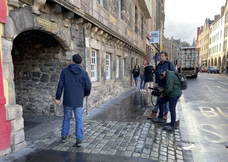 Edinburgh: Outlander Series and Jacobites Walking Tour - Experience Highlights