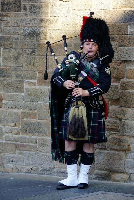 Edinburgh: Private Exclusive History Tour With Local Expert - Experience Highlights