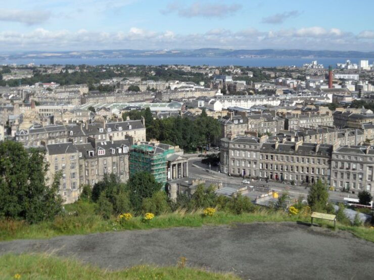 Edinburgh: Private Guided Walking Tour - Experience Highlights