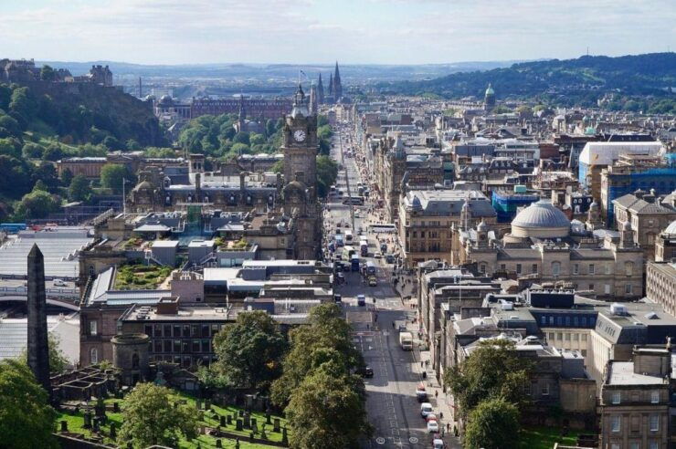 Edinburgh Private Walking Tour - Experience Highlights