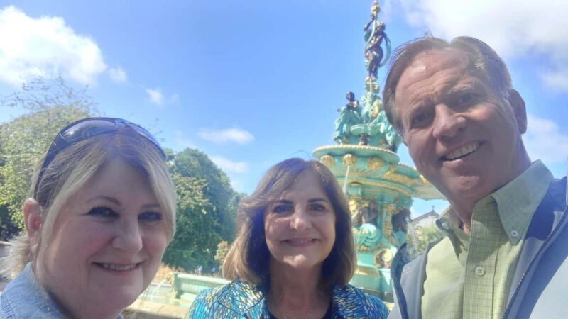Edinburgh: Private Walking Tour with a Local - Good To Know