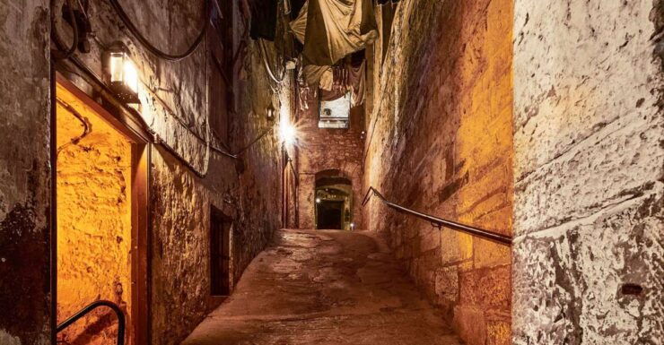 Edinburgh: Real Mary King's Close Guided Tour - Experience Highlights