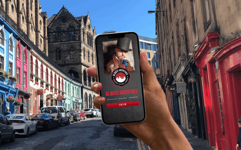 Edinburgh: Royal Mile Walking Tour & Exploration Game - The Sum Up