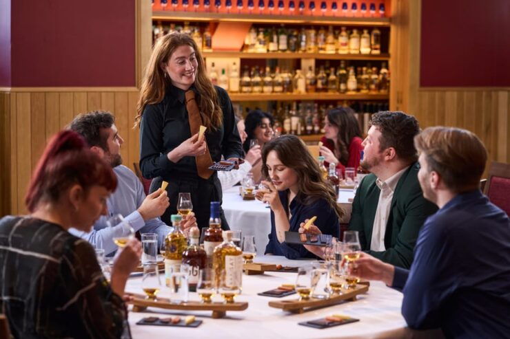 Edinburgh: Scotch Whisky Tasting Experience With Canapés - Tasting Details