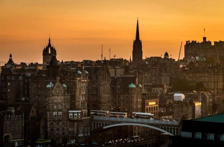 Edinburgh: the Royal City Tour From London - Tour Inclusions