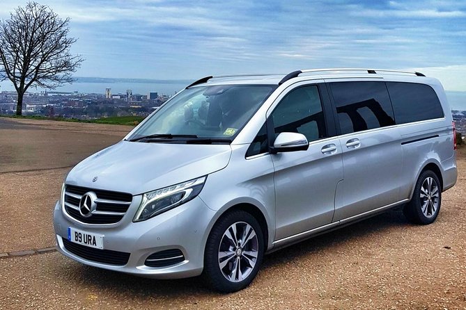 Edinburgh to Carnoustie Luxury Taxi Transfer - Top Attractions and Landmarks Along the Route