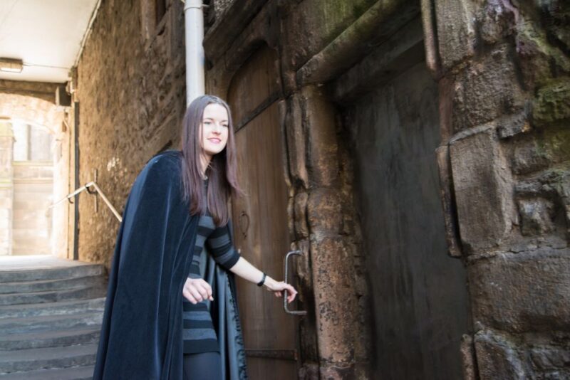 Edinburgh: Underground Vaults Evening Ghost Tour with Whisky - The Sum Up