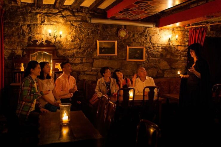 Edinburgh: Underground Vaults Evening Ghost Tour With Whisky - Tour Overview