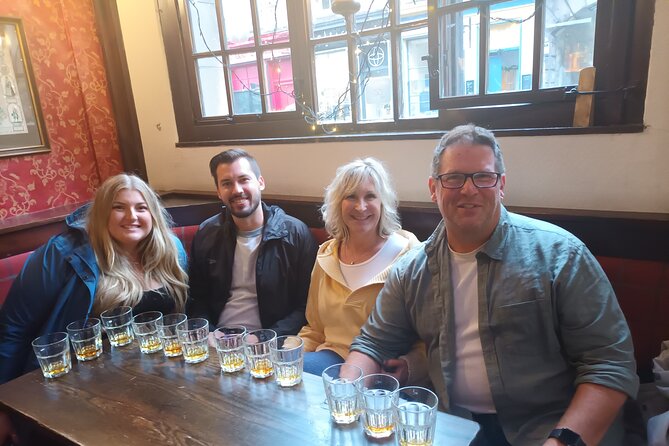 Edinburgh Wee Walk & A Whisky Tour - Overview and Itinerary