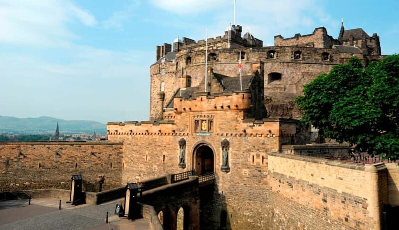 Edinburgh: Witches, Trials, and Truth Small-Group Tour - A Walk Through Edinburgh’s Witch-hunting Past