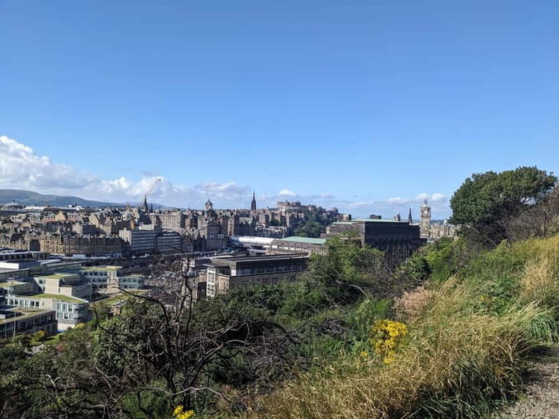 Edinburgh's must-see attractions: walking tour in French - Good To Know