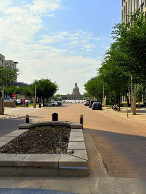 Edmonton: 3-Hour City Highlights Walking Tour With Guide - Final Thoughts: Who Will Love This Tour?