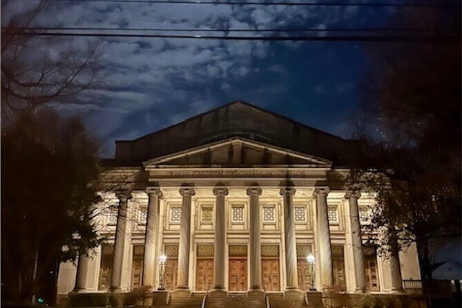 Eerie Old Louisville Photo Tour with Welcome Cocktail - What We Love About This Tour