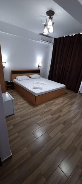 Eforie Nord: Blue Sky Hotel Accommodation with Breakfast - Good To Know