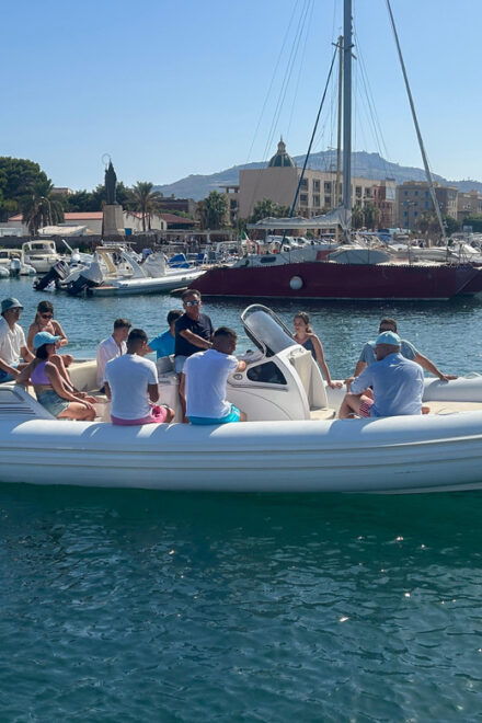Egadi Islands Tour: Experience the Emotion With Us - Onboard Amenities